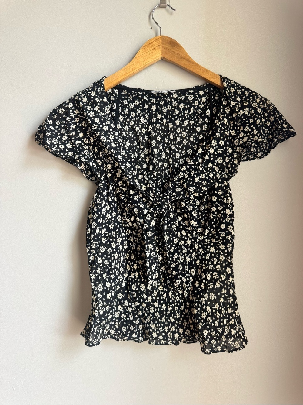 Reformation Floral Tie Front Blouse XS Black Cottagecore Coquette Euro Summer